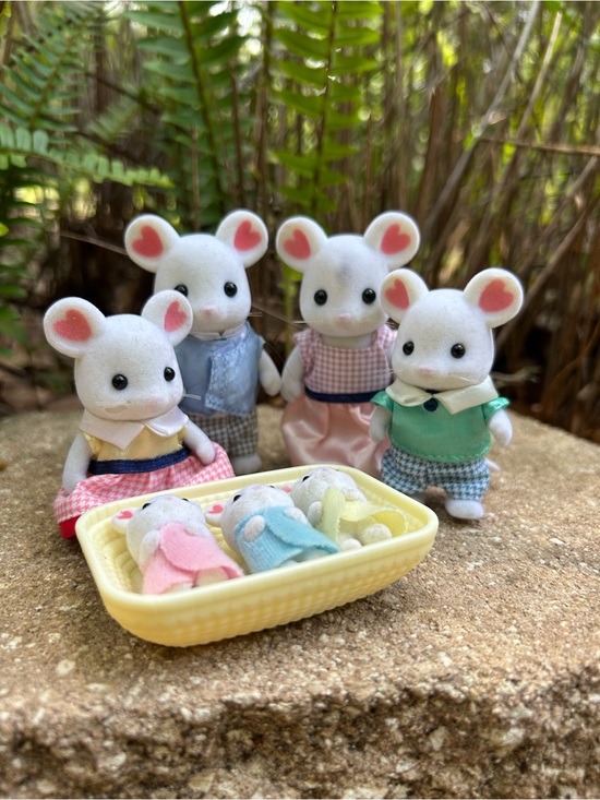 calico critters Other - Calico Critters Marshmallow Family